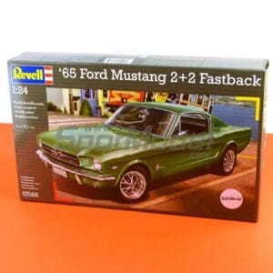 1:24 scale Ford Mustang model box